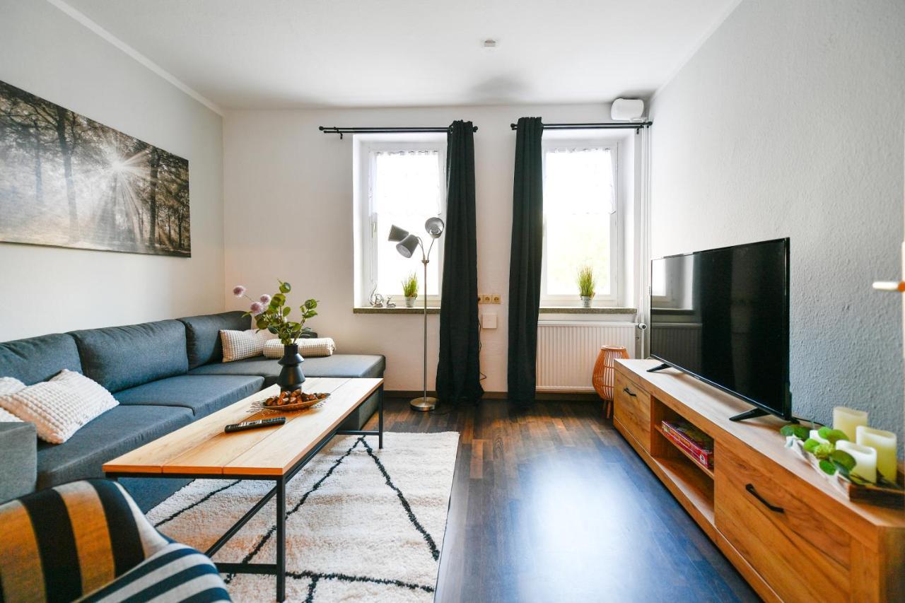 Fuerst-Pueckler-Apartment_Bis 6 Personen_Waschmaschine_Kueche_2X Parkplaetze_Terrasse_Netflix Котбус Екстериор снимка