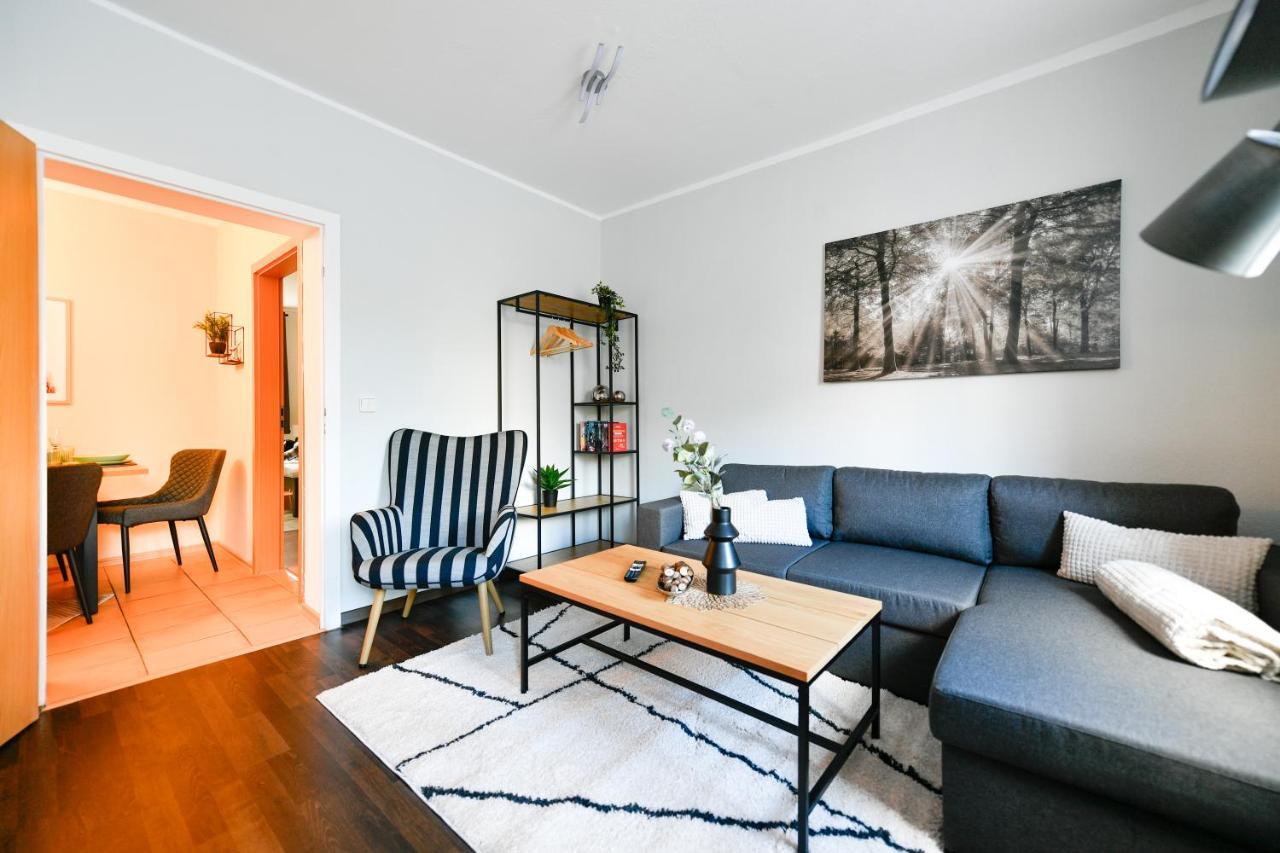 Fuerst-Pueckler-Apartment_Bis 6 Personen_Waschmaschine_Kueche_2X Parkplaetze_Terrasse_Netflix Котбус Екстериор снимка
