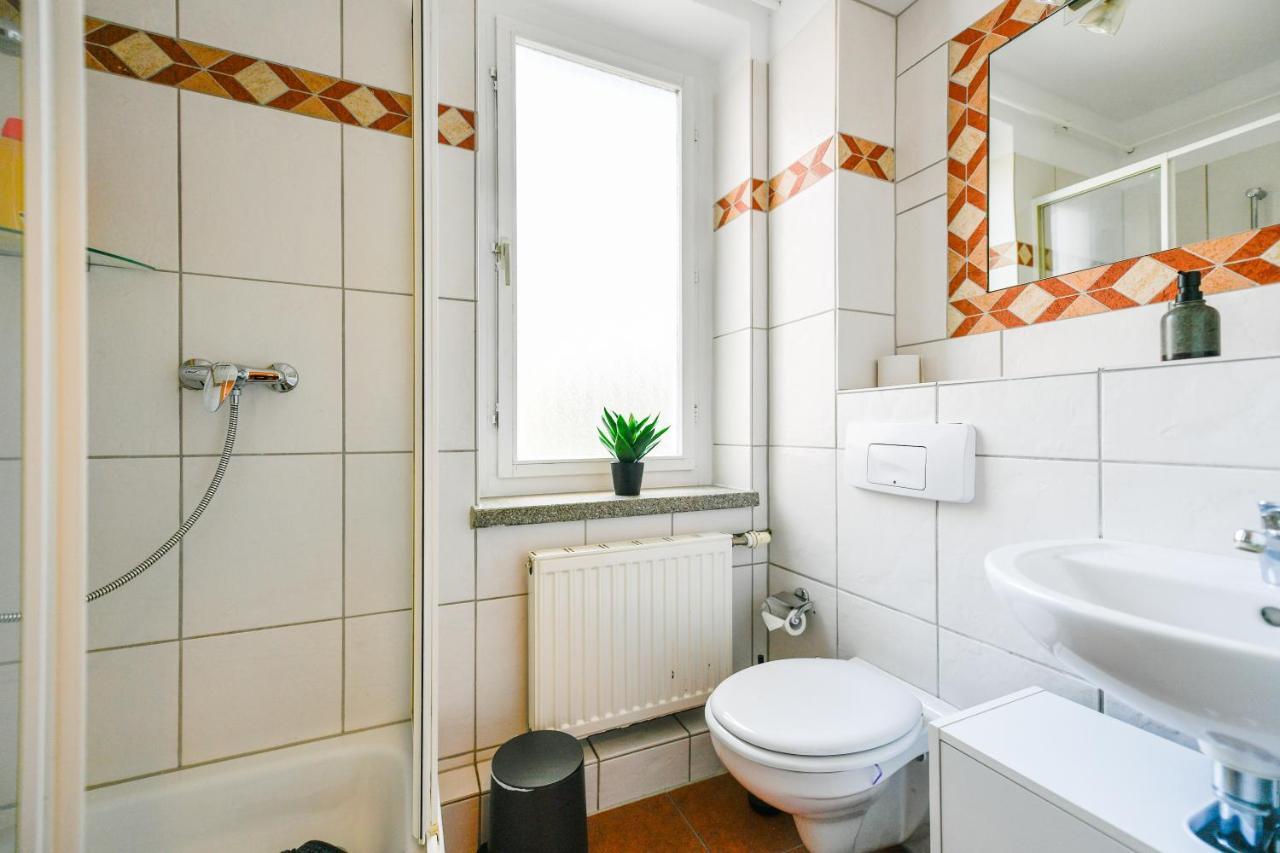 Fuerst-Pueckler-Apartment_Bis 6 Personen_Waschmaschine_Kueche_2X Parkplaetze_Terrasse_Netflix Котбус Екстериор снимка